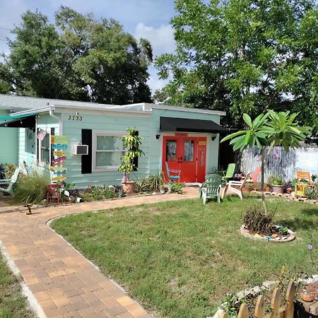 Coastal Cottage St. Petersburg Exterior photo